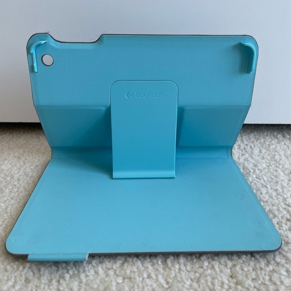 iPad Mini Gray Logitech Case - Picture 3 of 3